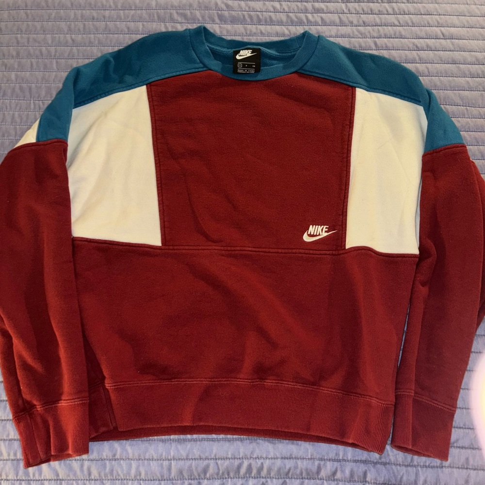 Nike - Color block Crewneck